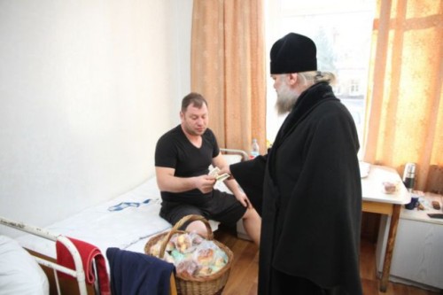 На Київщині ченці УПЦ МП привітали з Різдвом військових